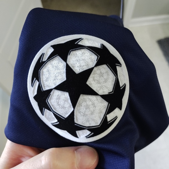 Authentic Tottenham Moura Jersey Jersey with Champions League Badge - Women's Sm - Picture 5 of 6